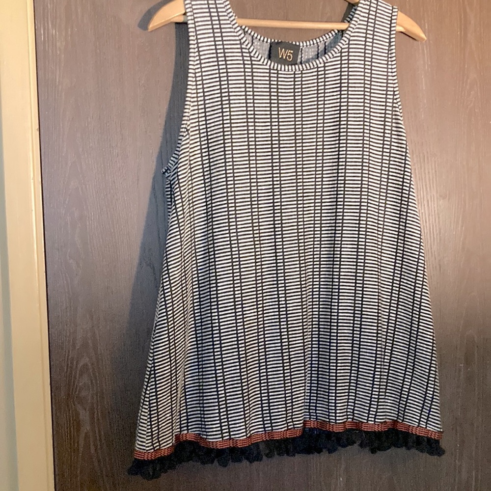 W5 Tank Top Size XL Tassel Detail